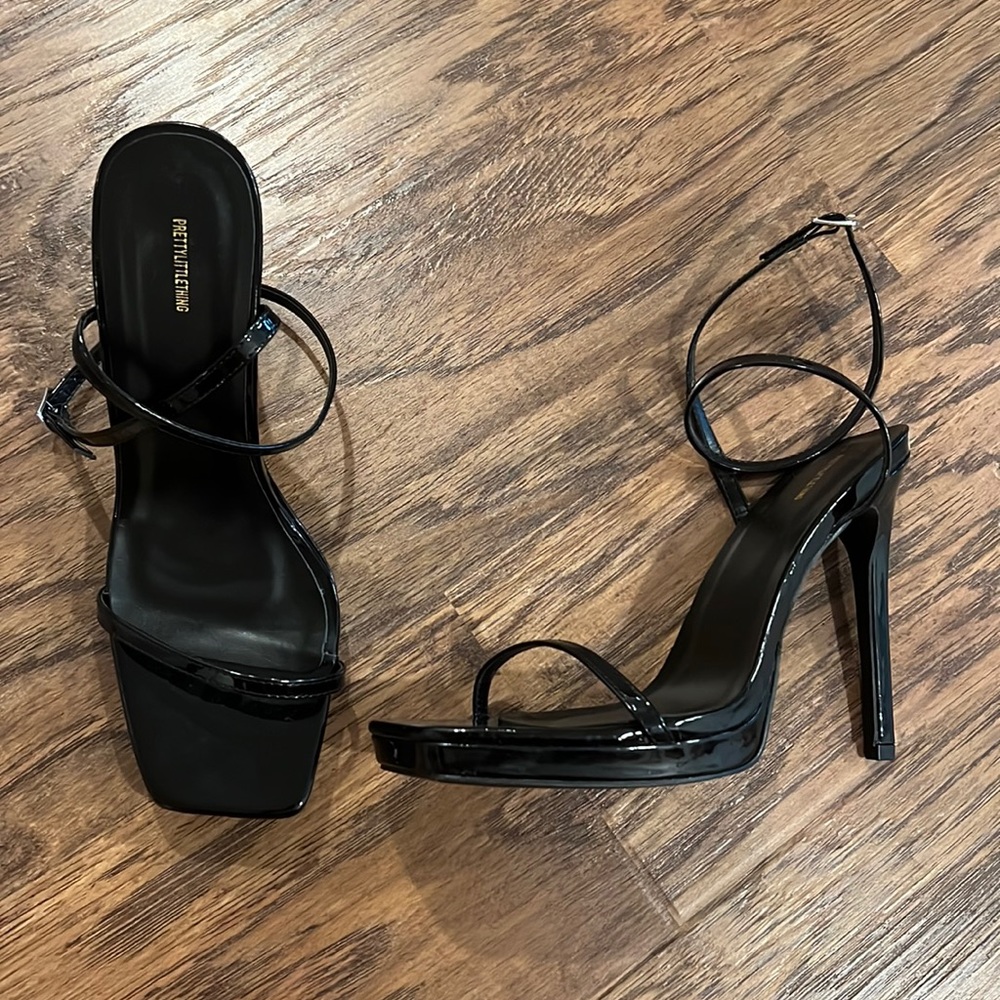 Pretty Little Thing Black Heel 7